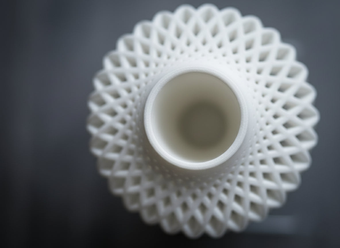 Premium Design Aero Lattice Vase – 3D Printed Contemporary Geometric Art Piece