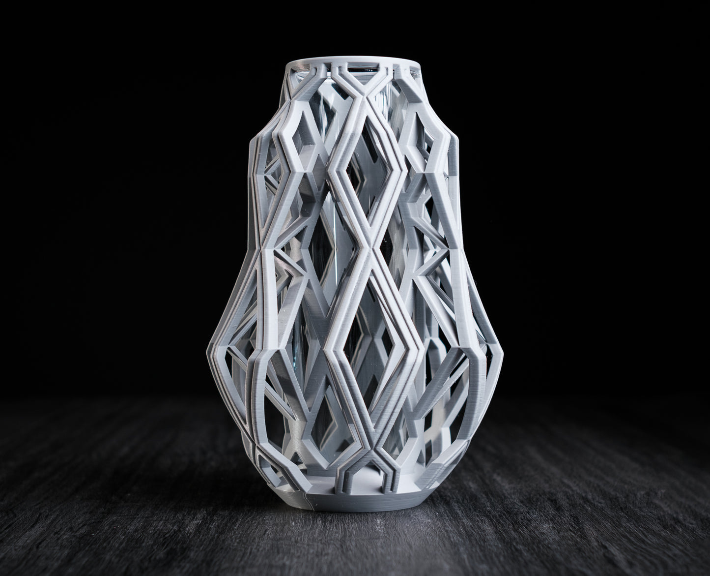 Cyber Weave Vase – Futuristic 3D Printed Geometric Decor