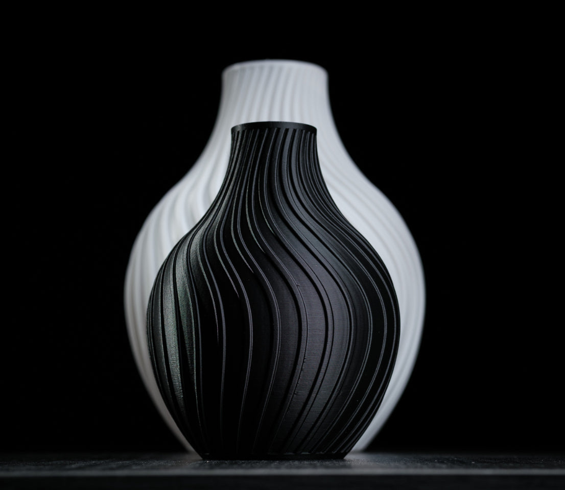 Eclipse Flow Vase – Modern 3D Printed Decor