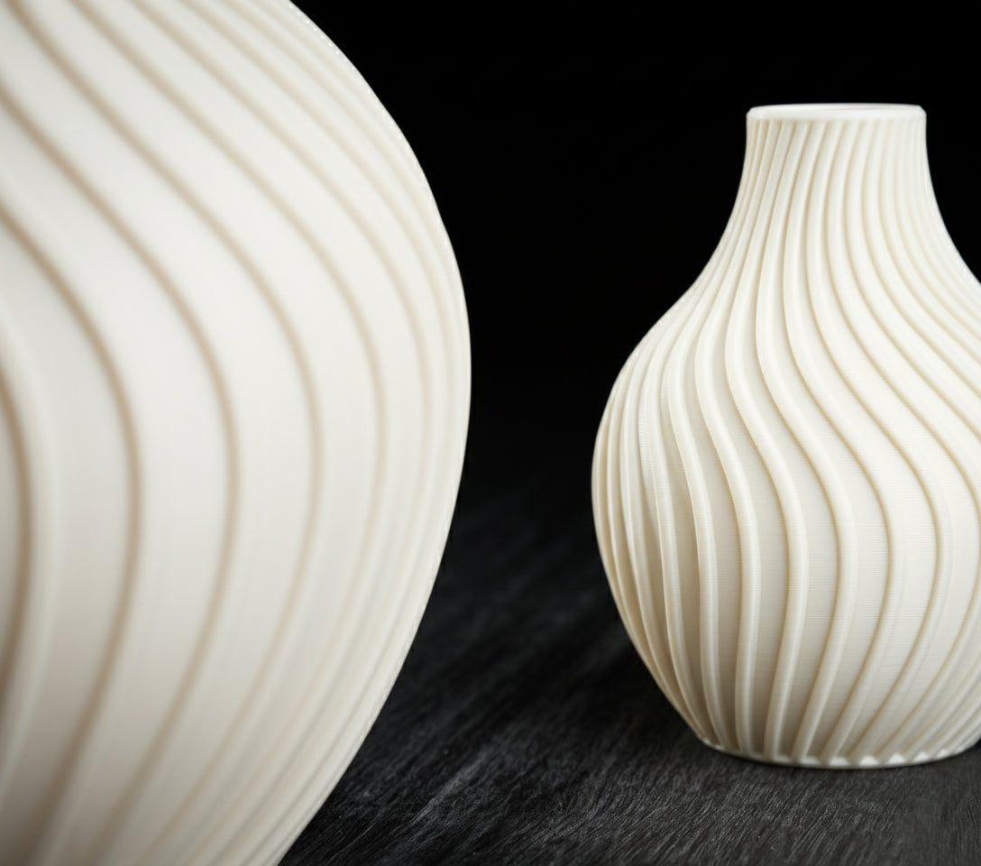 Eclipse Flow Vase – Modern 3D Printed Decor