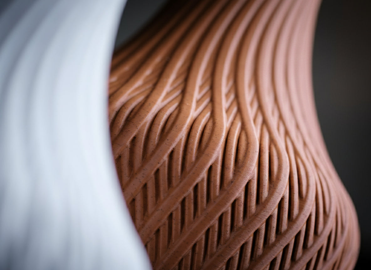 Ripple Vase – 3D Printed Modern Artistic Home Décor