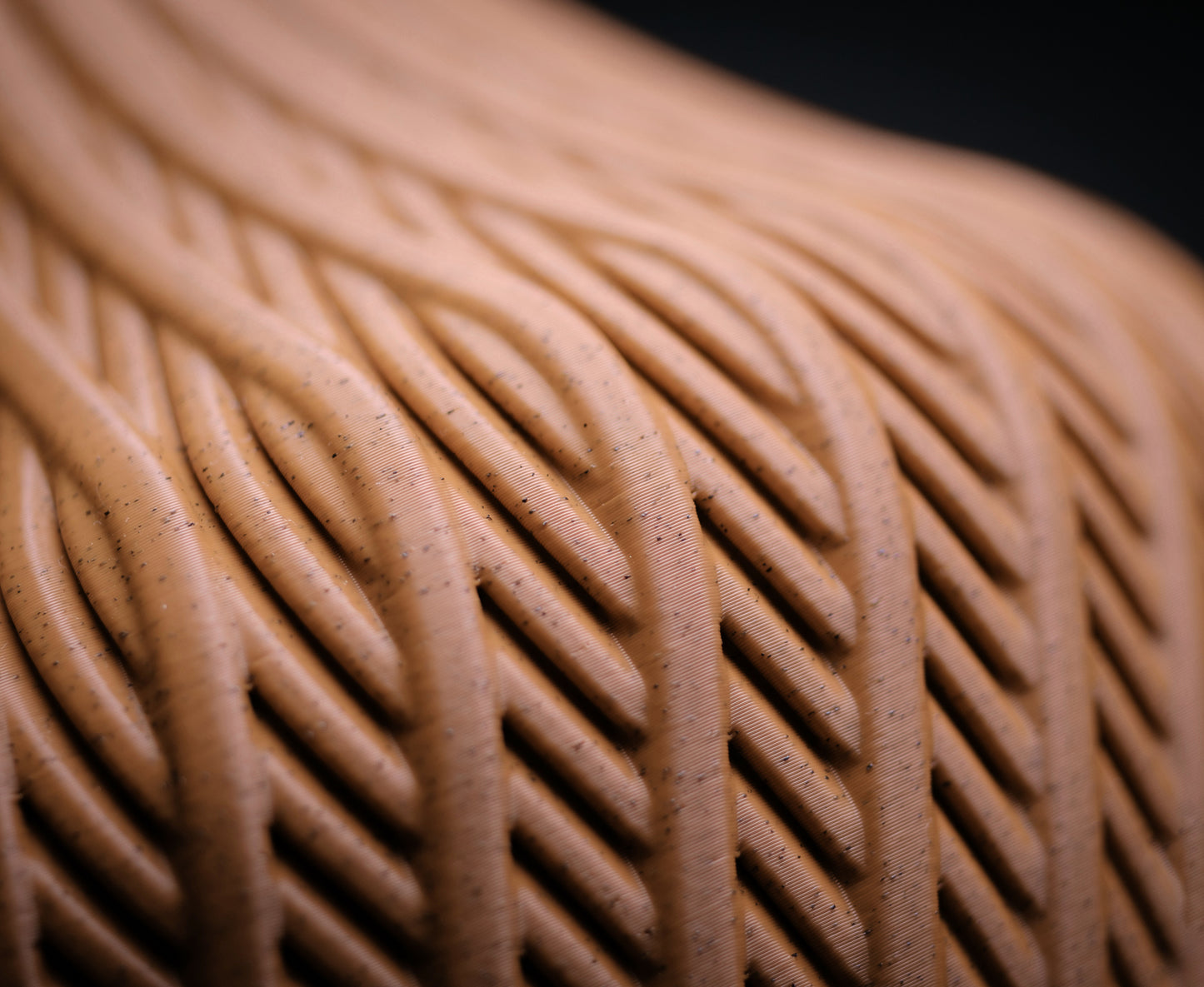 Ripple Vase – 3D Printed Modern Artistic Home Décor